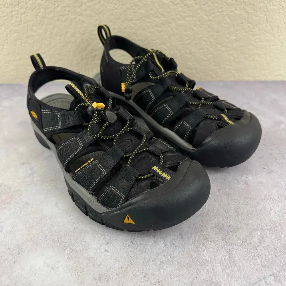 Keen Newport H2 Black Hiking Sandals Men Size 9.5